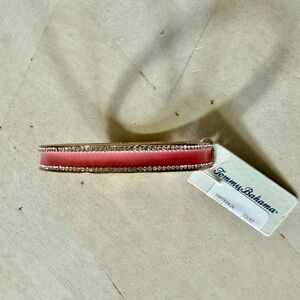 Tommy Bahama Enameled Bracelet NWT 🌸